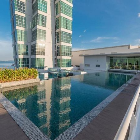 Maritime Luxury Suites George Town Eksteriør bilde