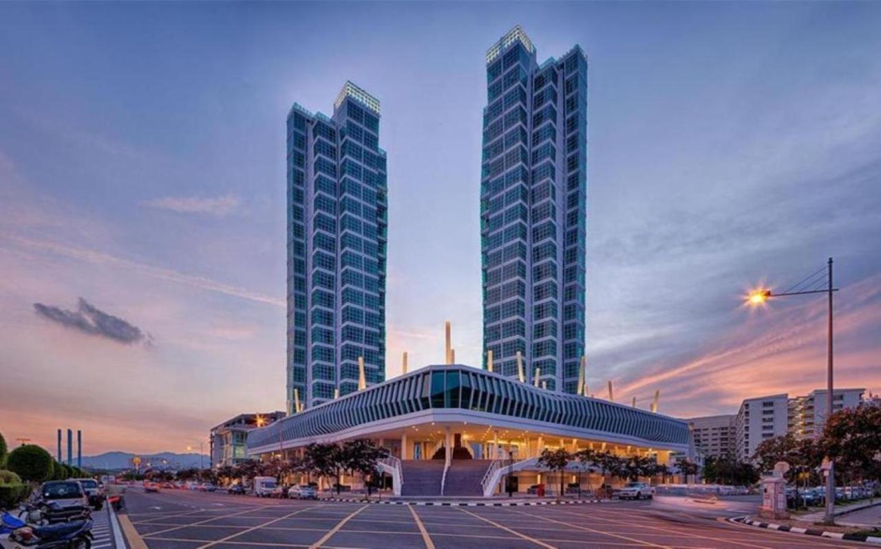 Maritime Luxury Suites George Town Eksteriør bilde